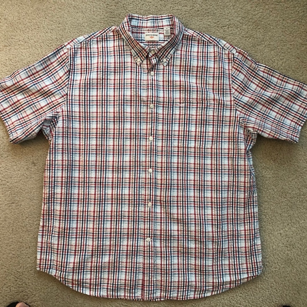 Dockers 100% cotton short sleeve seersucker shirt